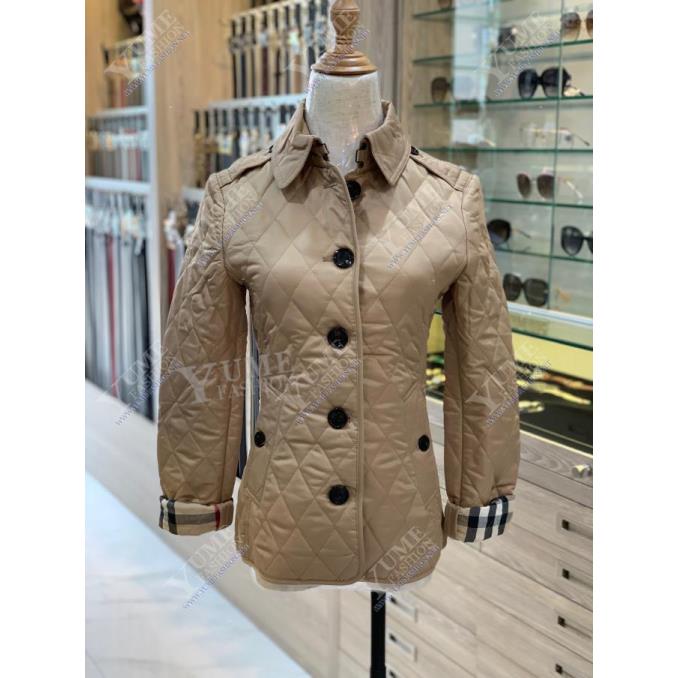 ÁO NỮ BURBERRY&nbsp;