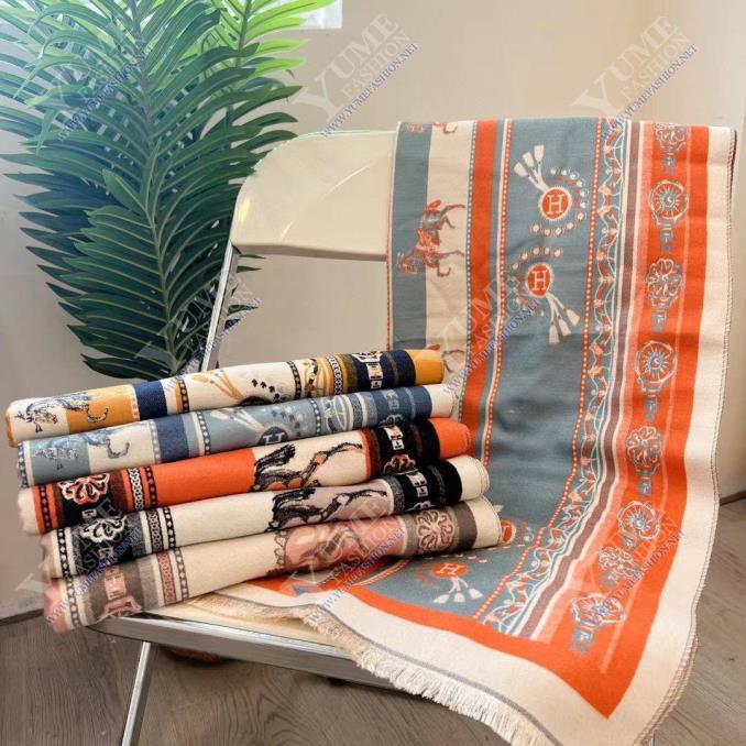 KHĂN CHOÀNG HERMES&nbsp;KHĂN CHOÀNG HERMES