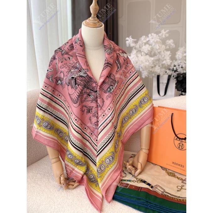 KHĂN CHOÀNG HERMES 