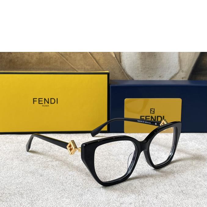 MẮT KÍNH FENDI&nbsp;M?t Kính Fendi