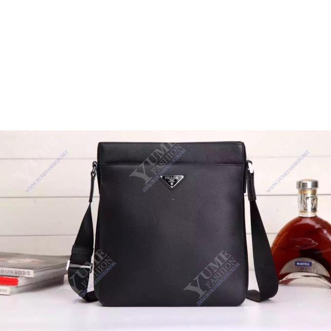 TÚI XÁCH CHO NAM Túi Nam Prada