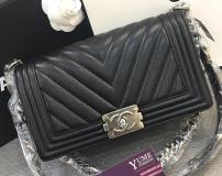 TÚI XÁCH CHANEL Boy V Caviar Leather